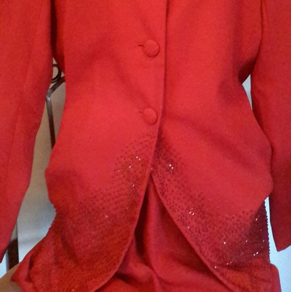 Designer ST. ANTHONY Embellished Red Suit - Picture 3 of 3